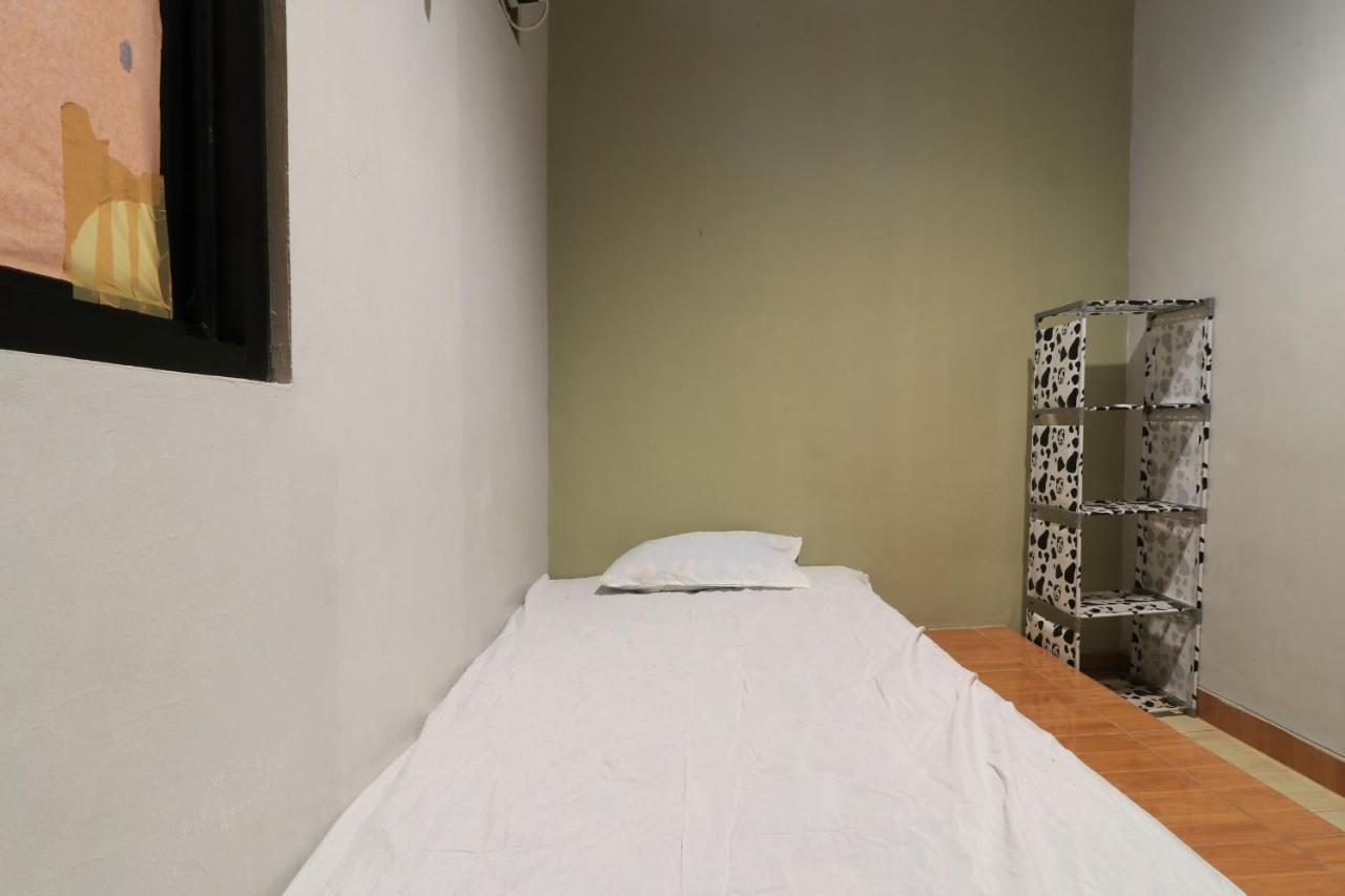 Al Barokah Residence Jakarta Luaran gambar